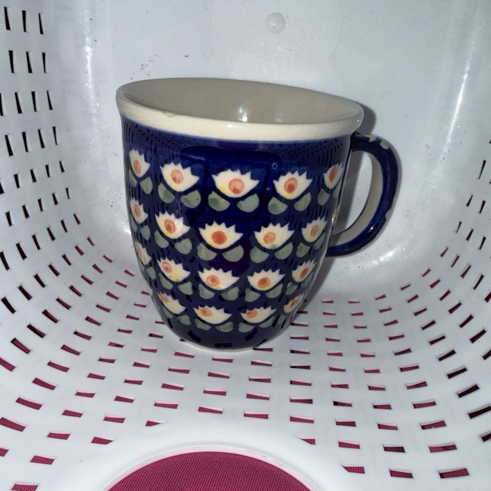 Polish Pottery Mug 10 oz Waterlily Hand Painted Boleslawiec Poland Manufaktura